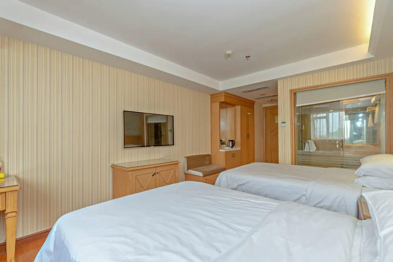 Vienna 3 Best Hotel Guangzhou Guangzhou Tower Exterior photo