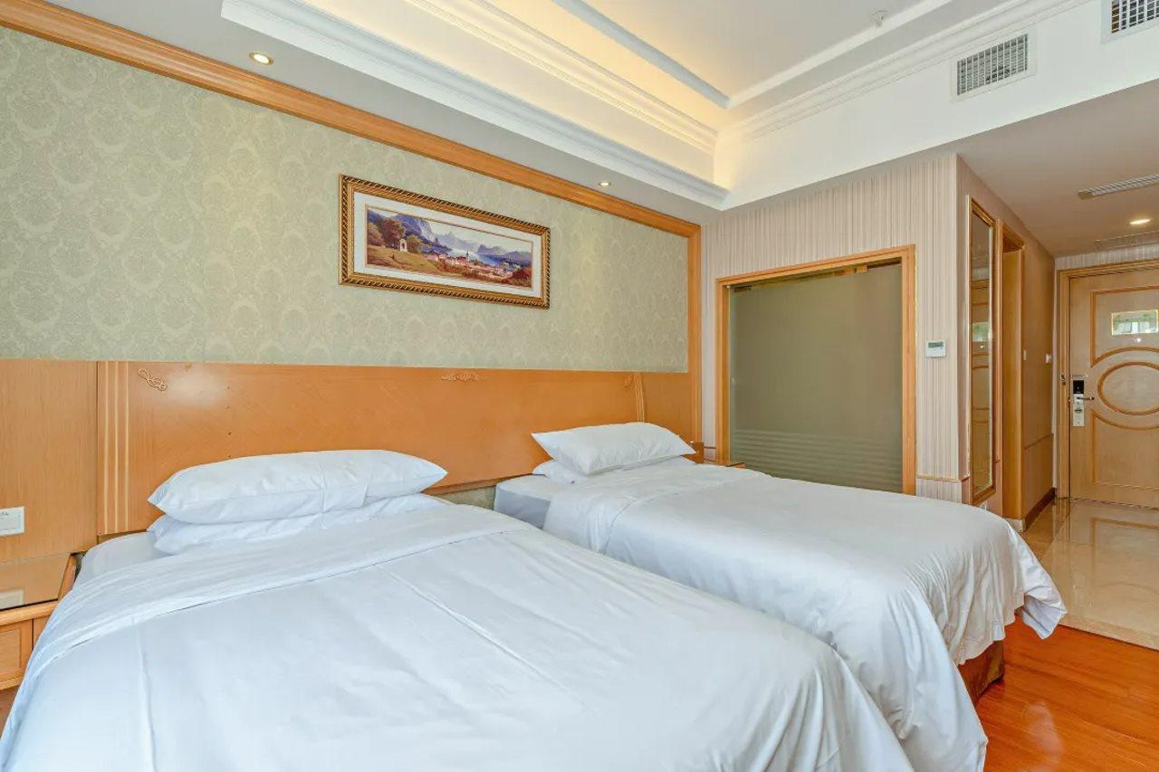 Vienna 3 Best Hotel Guangzhou Guangzhou Tower Exterior photo