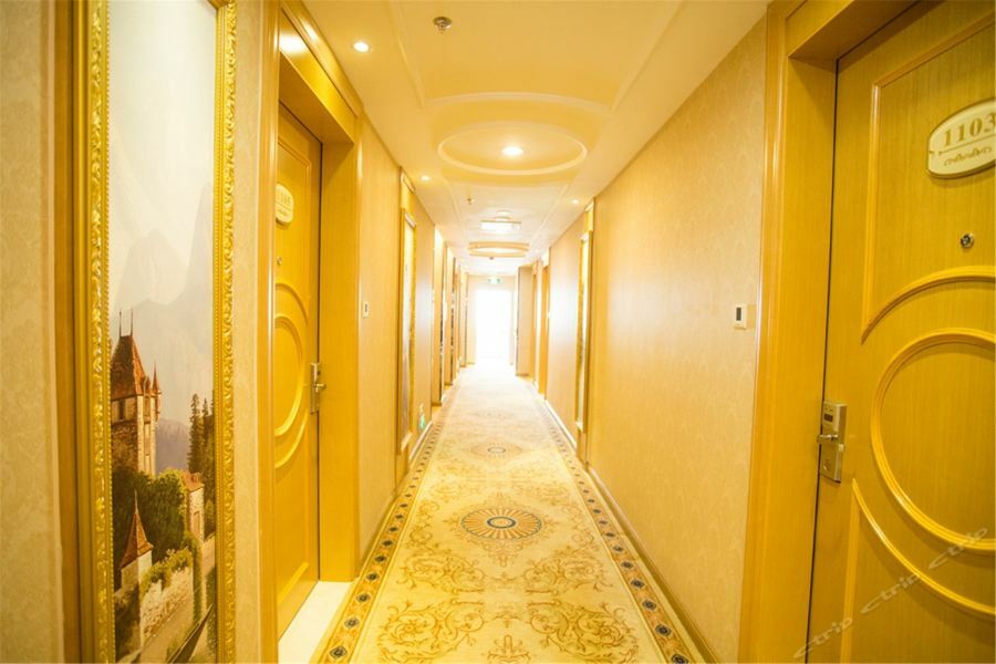 Vienna 3 Best Hotel Guangzhou Guangzhou Tower Exterior photo